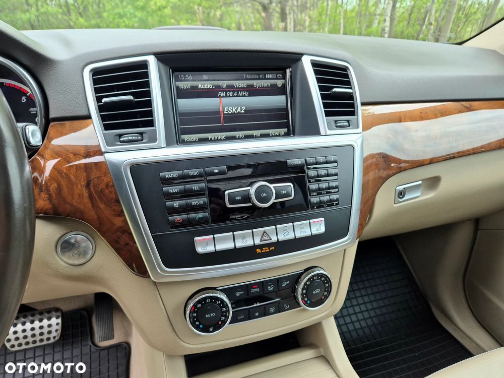 Mercedes-Benz ML 350 BlueTEC 4MATIC 7G-TRONIC - 17