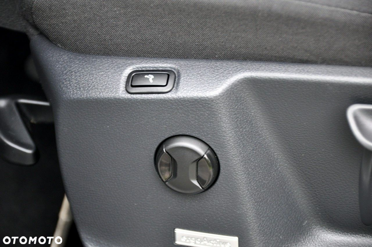 Volkswagen Golf Sportsvan - 23