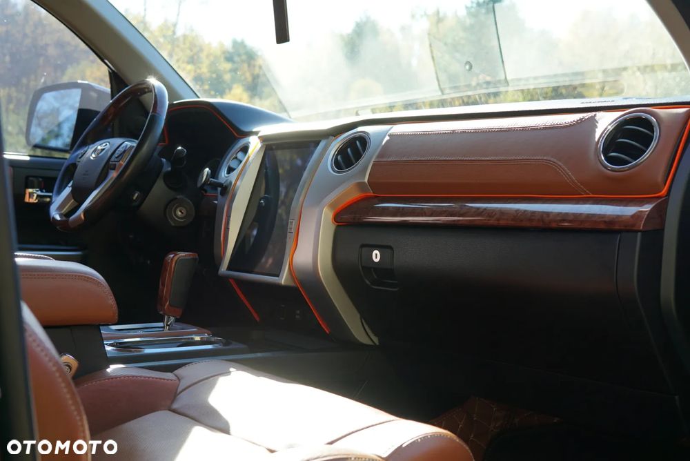 Toyota Tundra 5.7 4x2 Double Cab Limited - 16