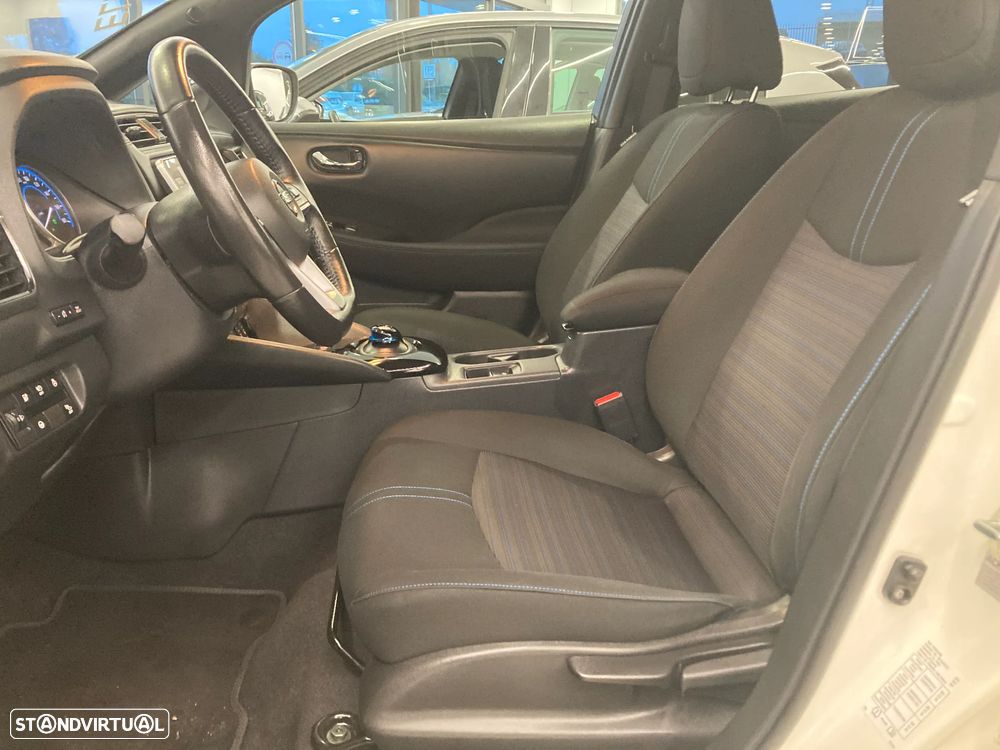 Nissan Leaf 40 kWh N-CONNECTA - 27