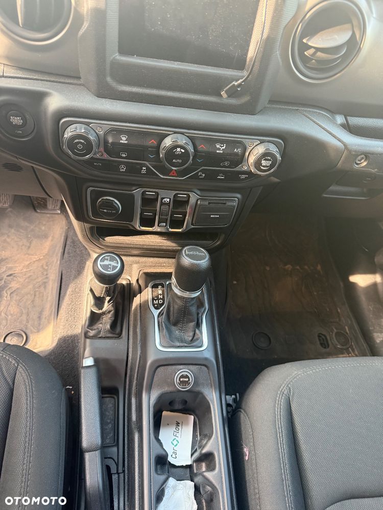 Jeep Gladiator - 13