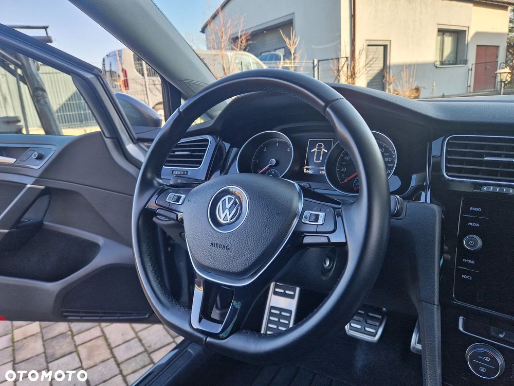 Volkswagen Golf 2.0 TDI R-Line DSG - 6