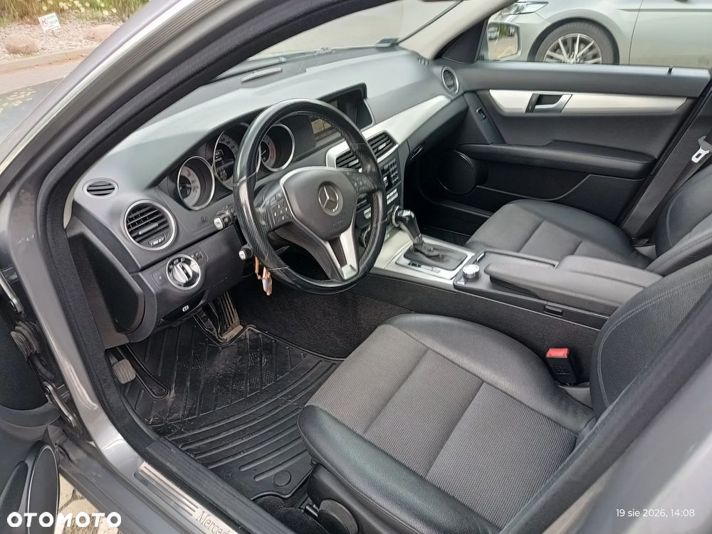 Mercedes-Benz Klasa C 180 7G-TRONIC Avantgarde Edition - 14