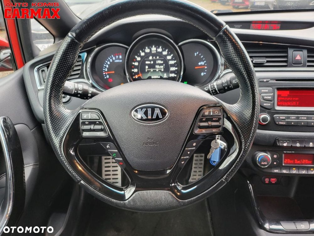 Kia ProCeed - 12