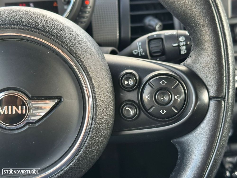 MINI 3 Portas Cooper D - 18