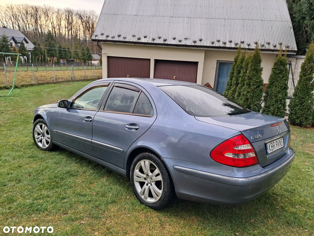 Mercedes-Benz Klasa E 320 Elegance - 2