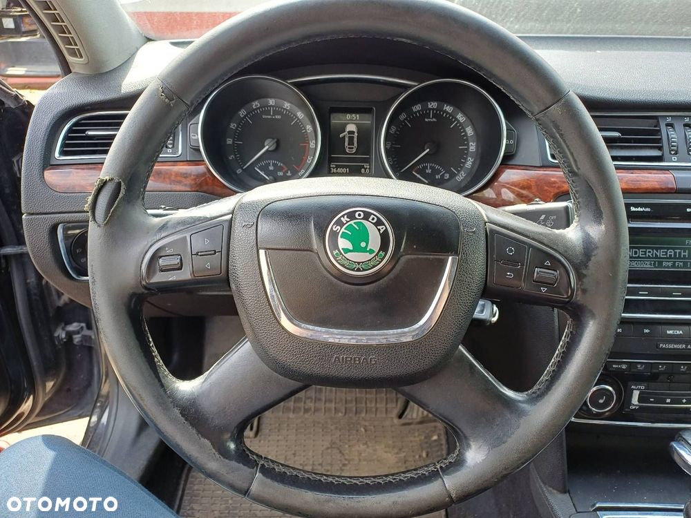 KIEROWNICA SKODA SUPERB II - 1