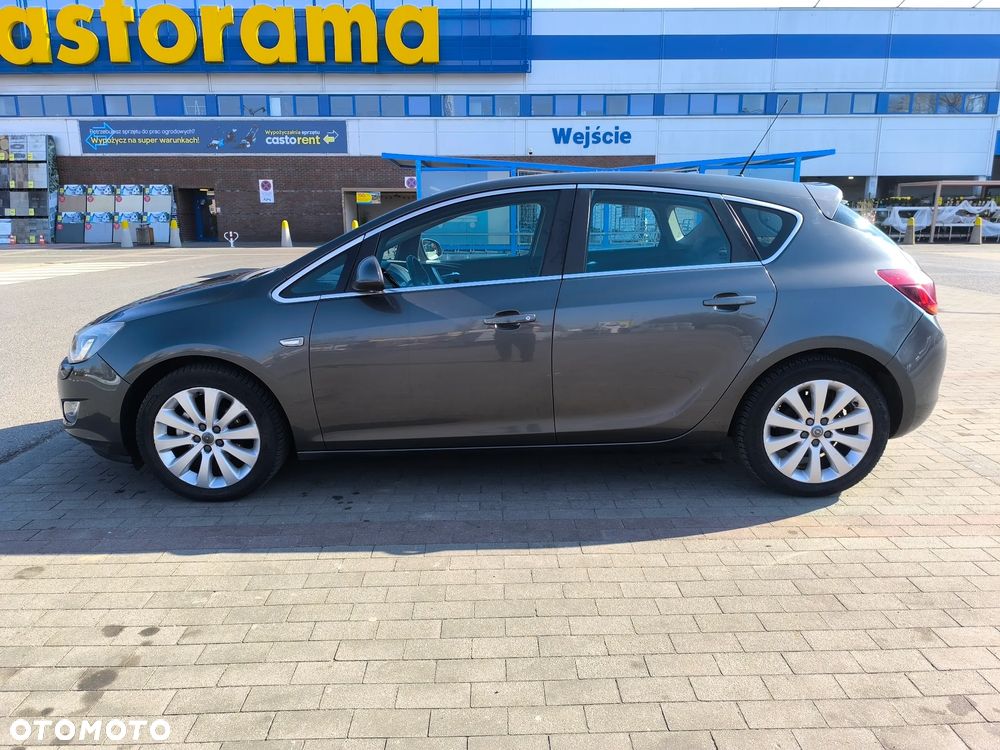 Opel Astra 1.4 T Cosmo - 9