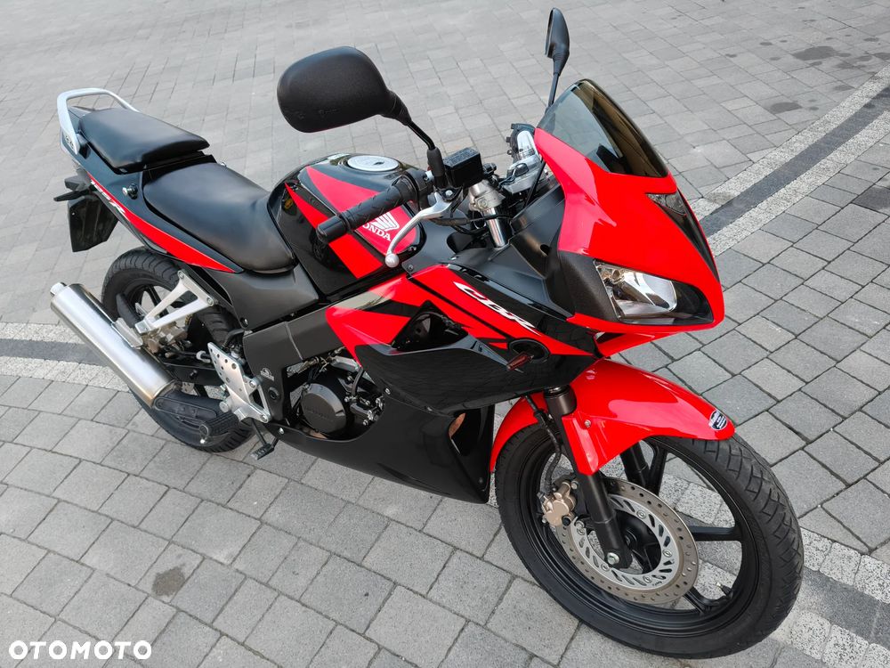 Honda CBR - 4