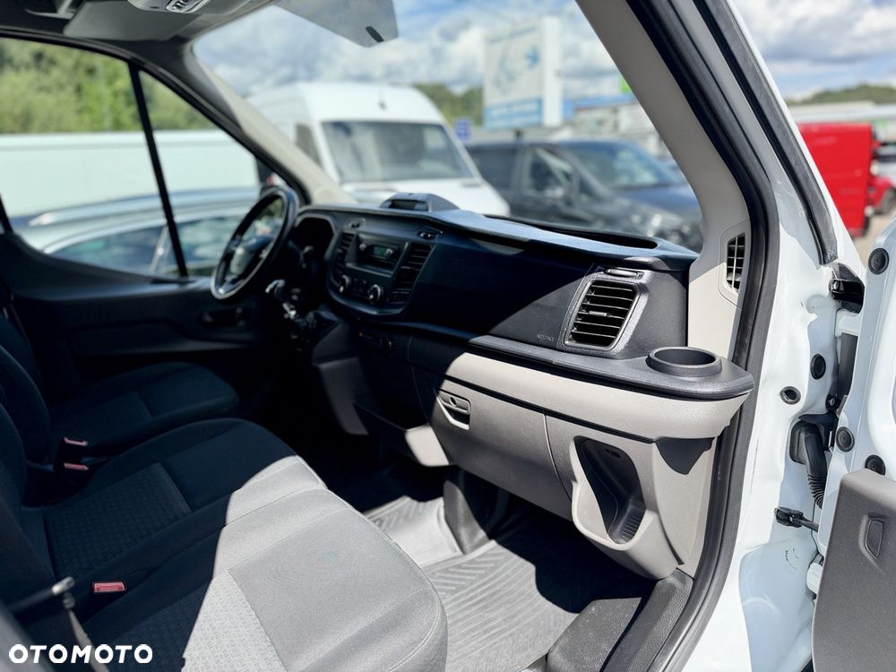 Ford Transit - 10