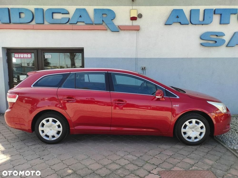Toyota Avensis - 7