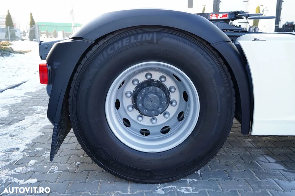 DAF XF 530 / RETARDER / I-PARK COOL / CABINĂ SUPER SPACE / - 21