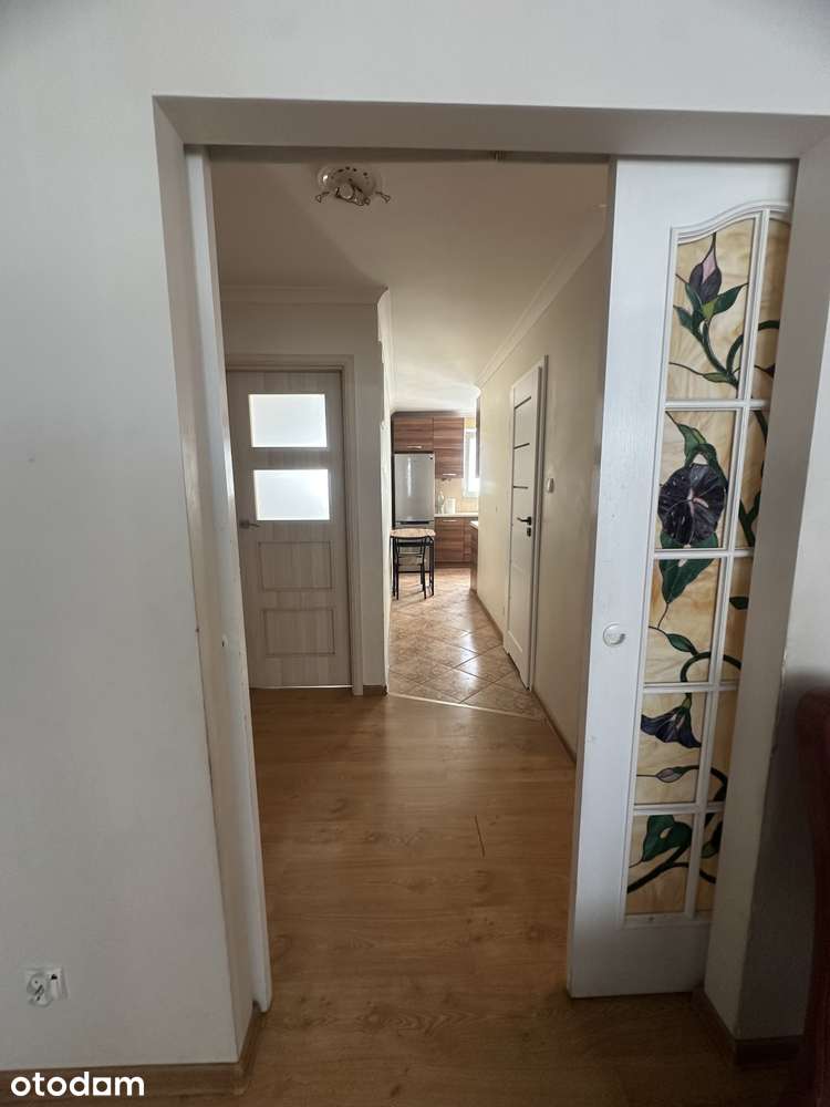 Przestronne mieszkanie z balkonem w Śródmieściu