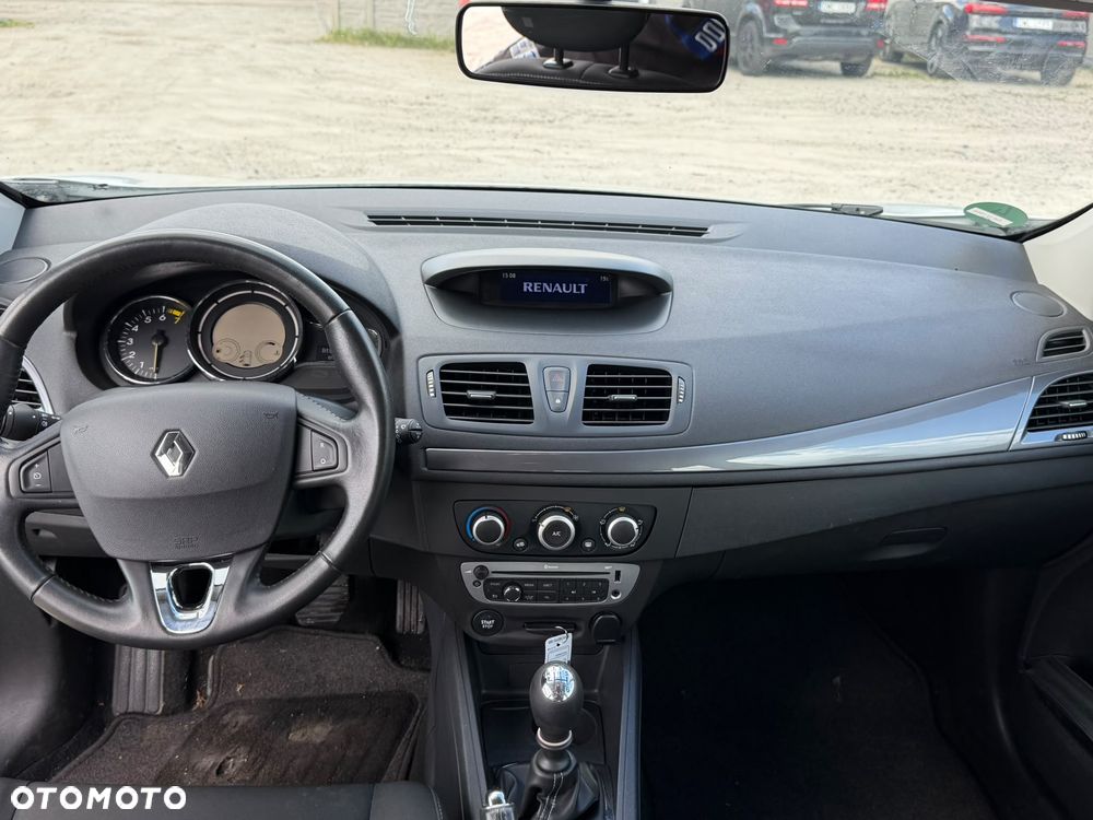 Renault Megane ENERGY TCe 130 Start & Stop LIMITED - 16