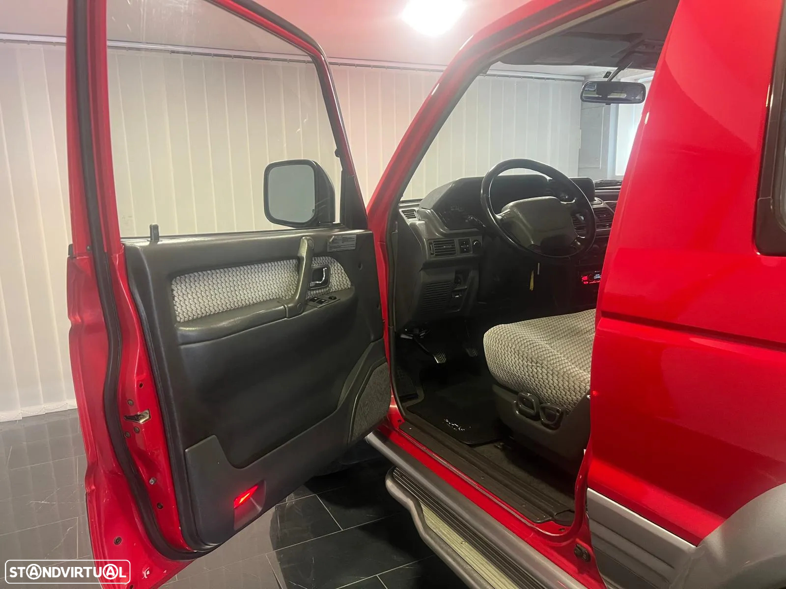 Mitsubishi Pajero 2.8 TD GLS - 14