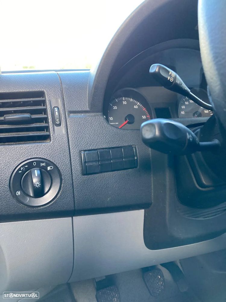 VW Crafter 2.5TDI 140cv - 19