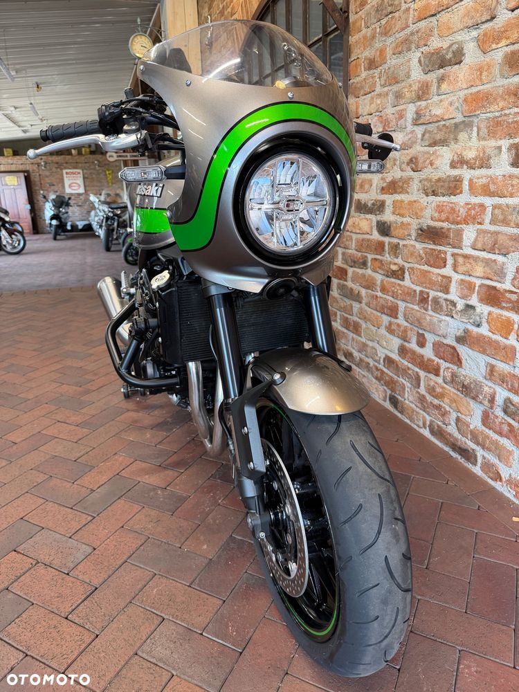 Kawasaki Z 900 RS - 7