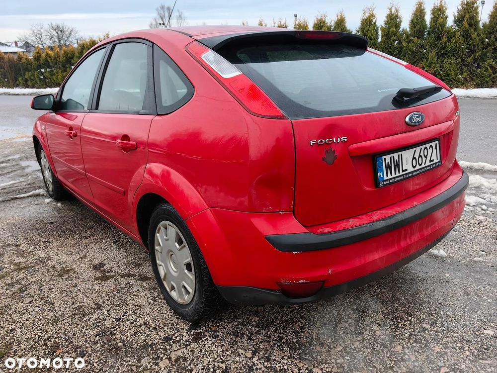 Ford Focus 1.6 TDCi Ambiente - 4