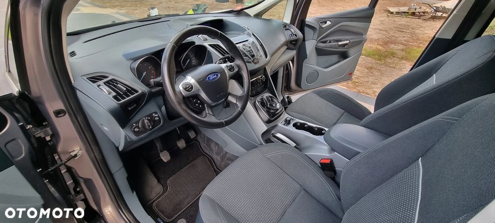 Ford C-MAX - 11