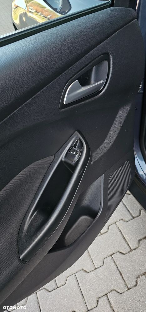 Ford Focus 1.6 TDCi DPF Start-Stopp-System Titanium - 25