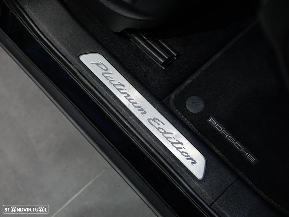 Porsche Cayenne E-Hybrid Platinum Edition - 49