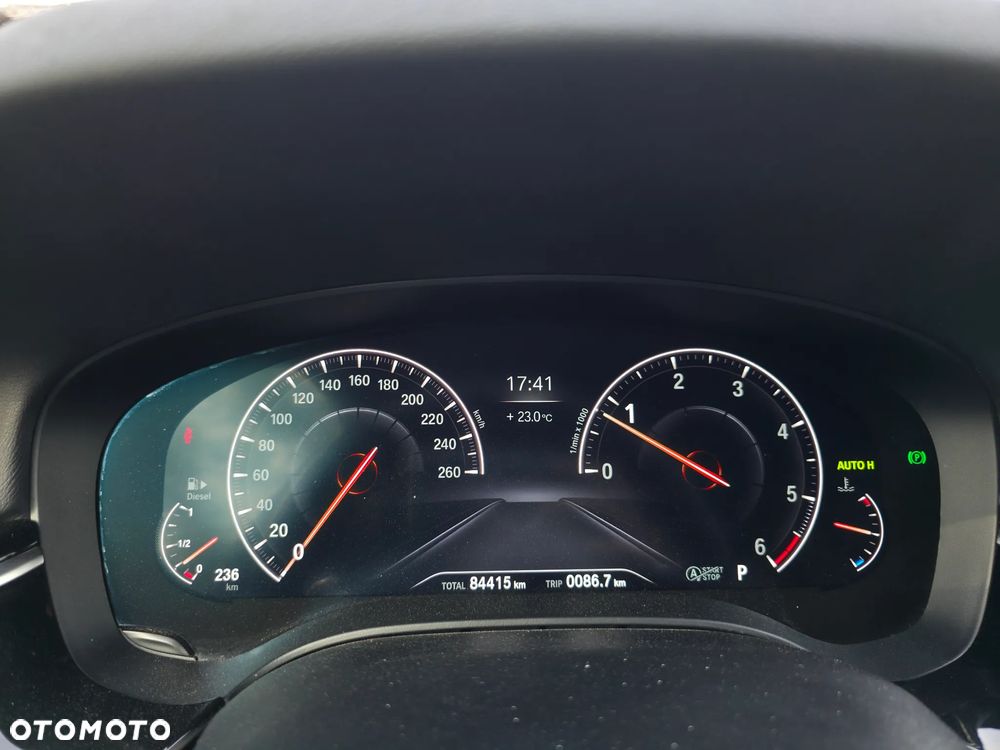 BMW Seria 5 520d xDrive Sport Line - 25