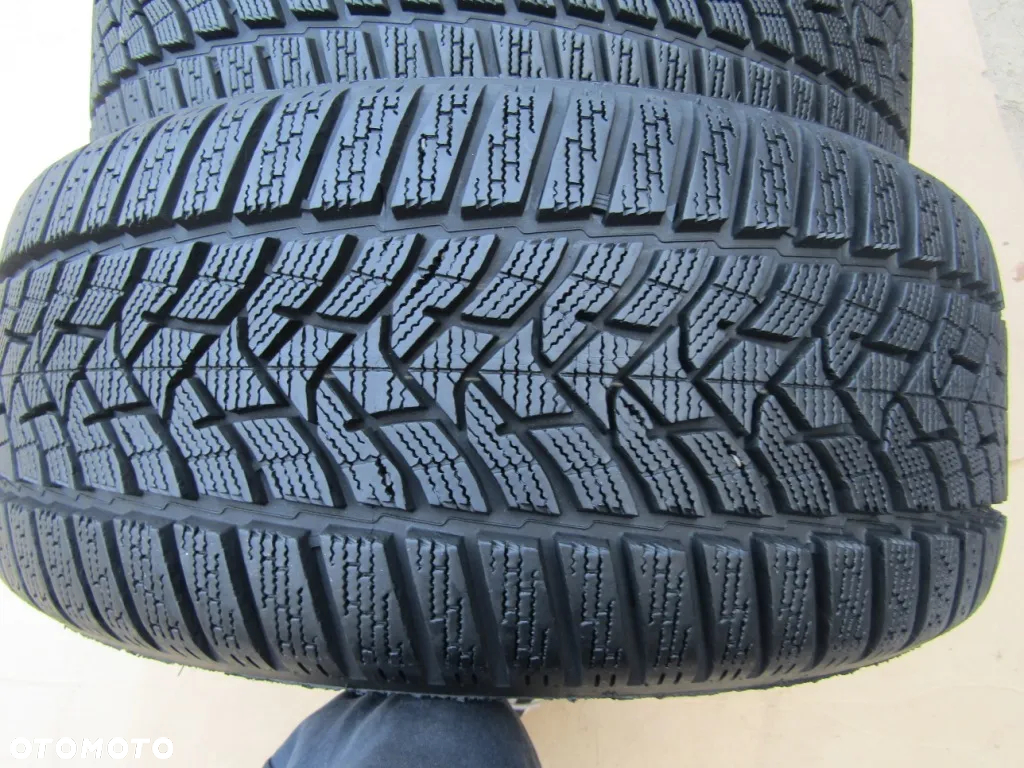 4x Opony 235/45 18 97V XL Dunlop Winter Sport 5 / Zimowe 7,5 mm - 13
