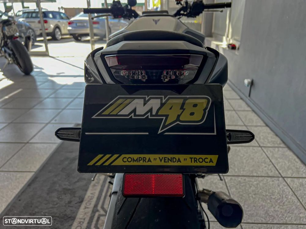 Yamaha MT-09 - 16