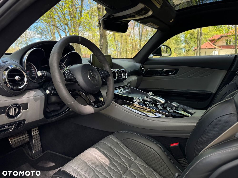 Mercedes-Benz AMG GT C - 19