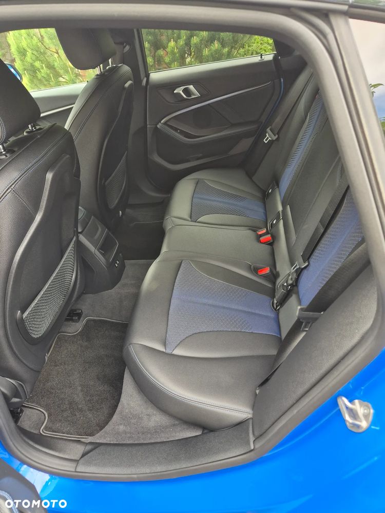 BMW Seria 2 220i M Sport - 3