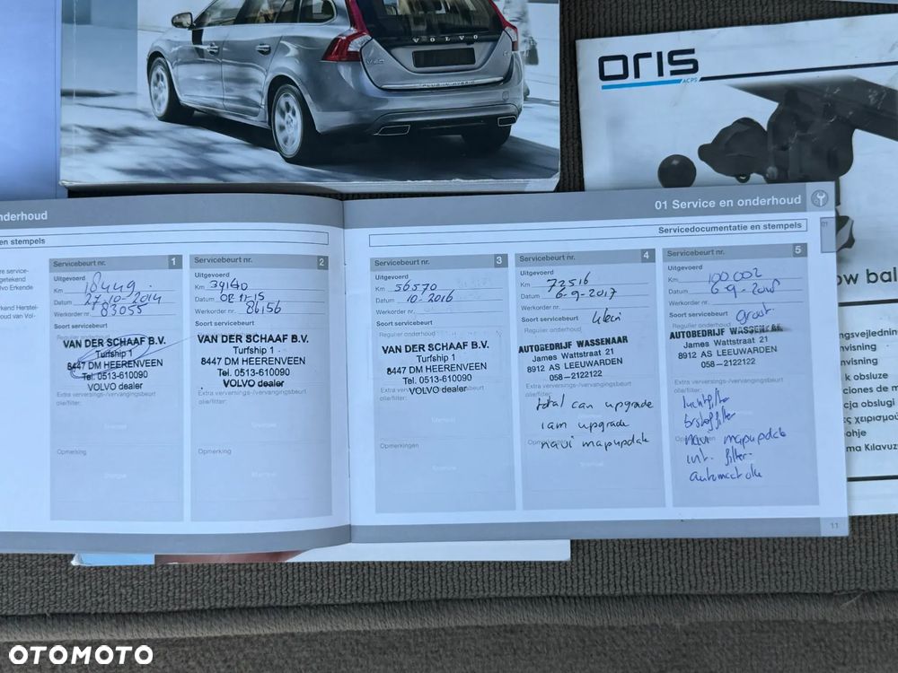 Volvo V60 D6 Plug-In-Hybrid AWD Geartronic Summum - 38