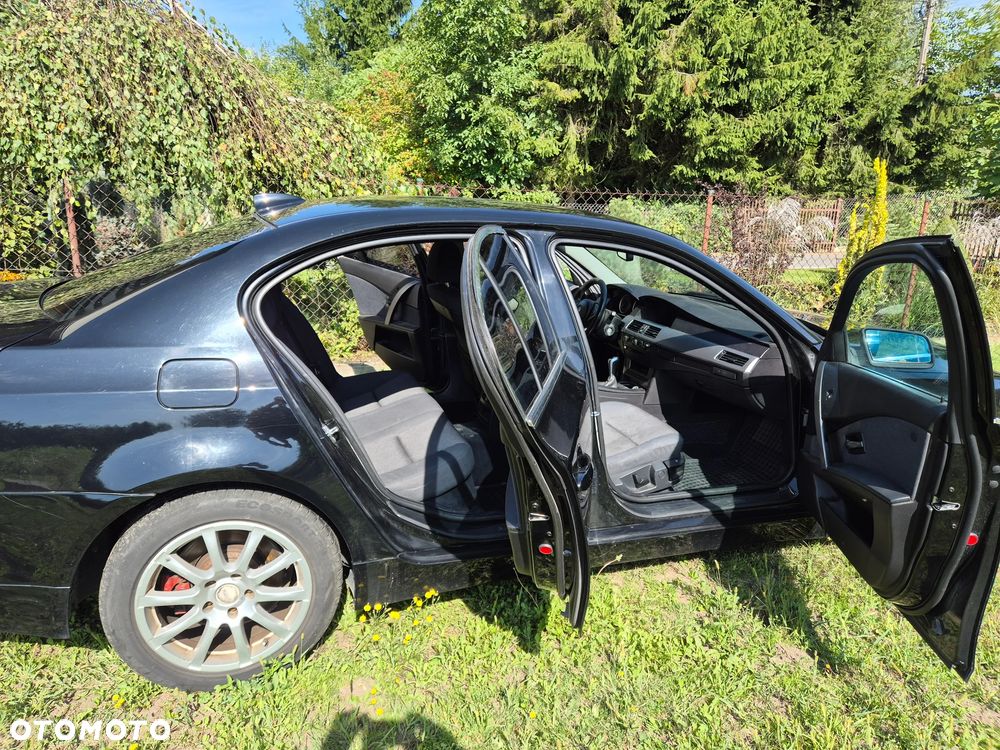 BMW Seria 5 525d - 20