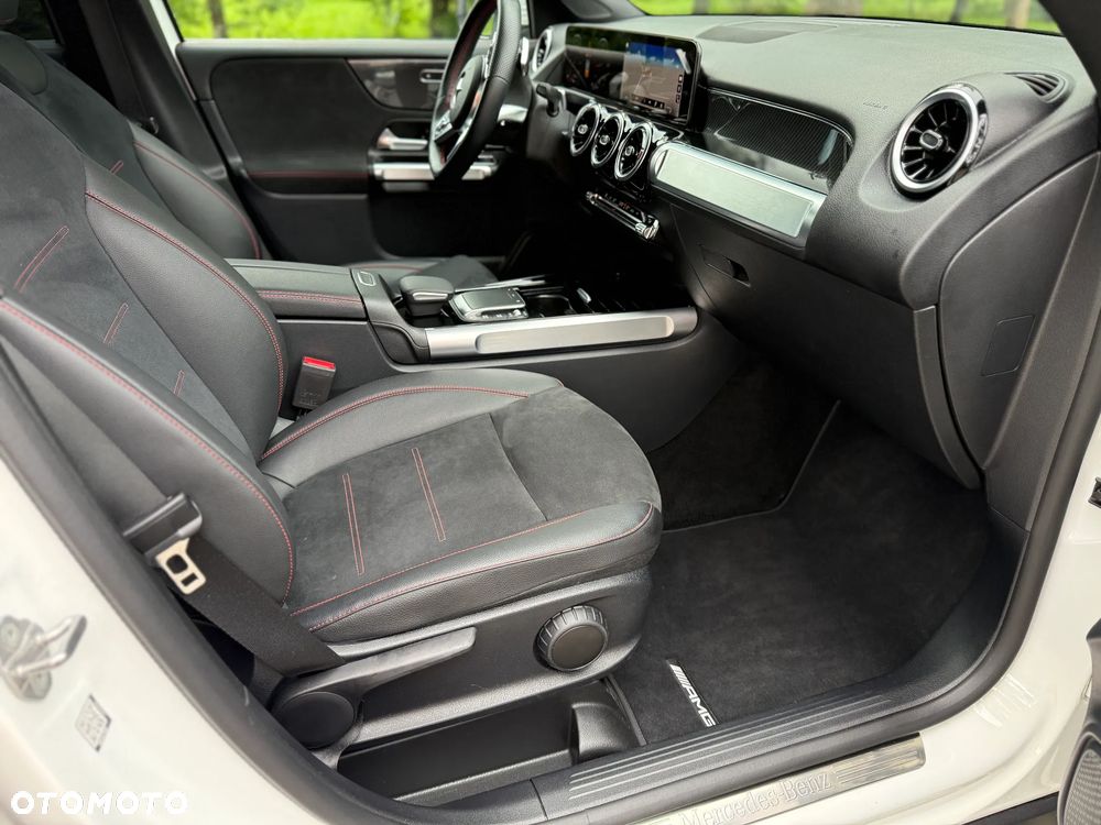 Mercedes-Benz GLB 180 d AMG Line 8G-DCT - 23