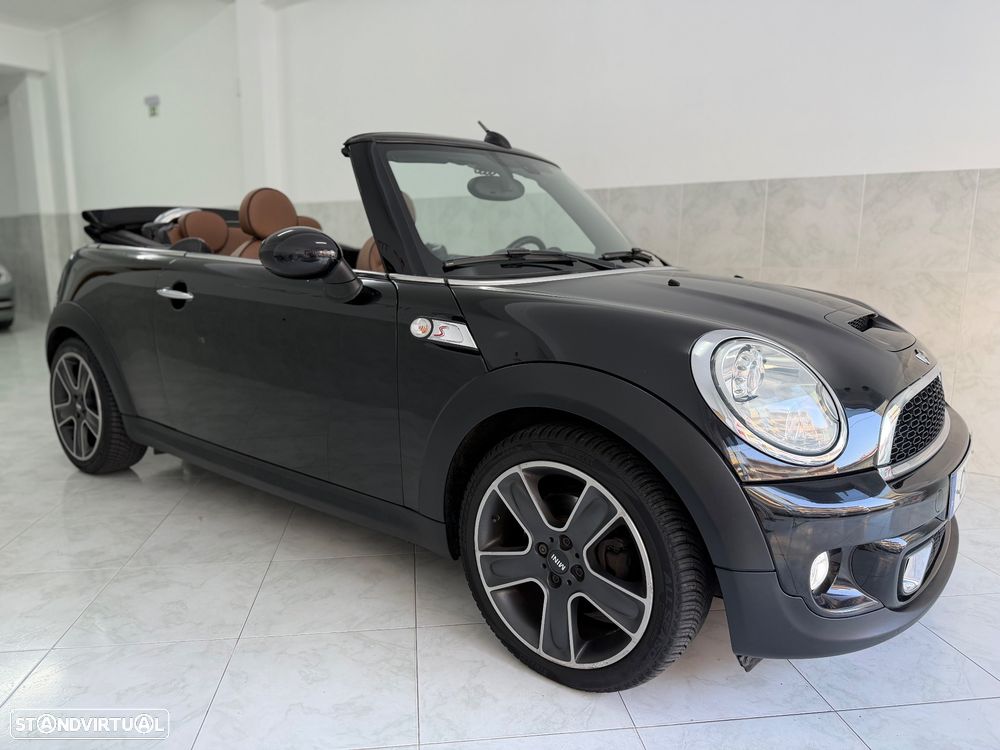 MINI Cabrio Cooper SD - 8