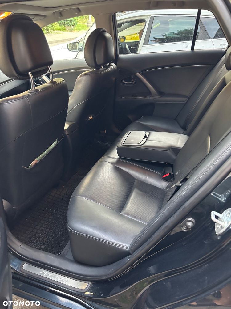 Toyota Avensis 1.8 Sol EU5 - 11