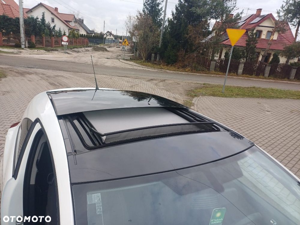 Opel Corsa 1.4 16V Edition - 10