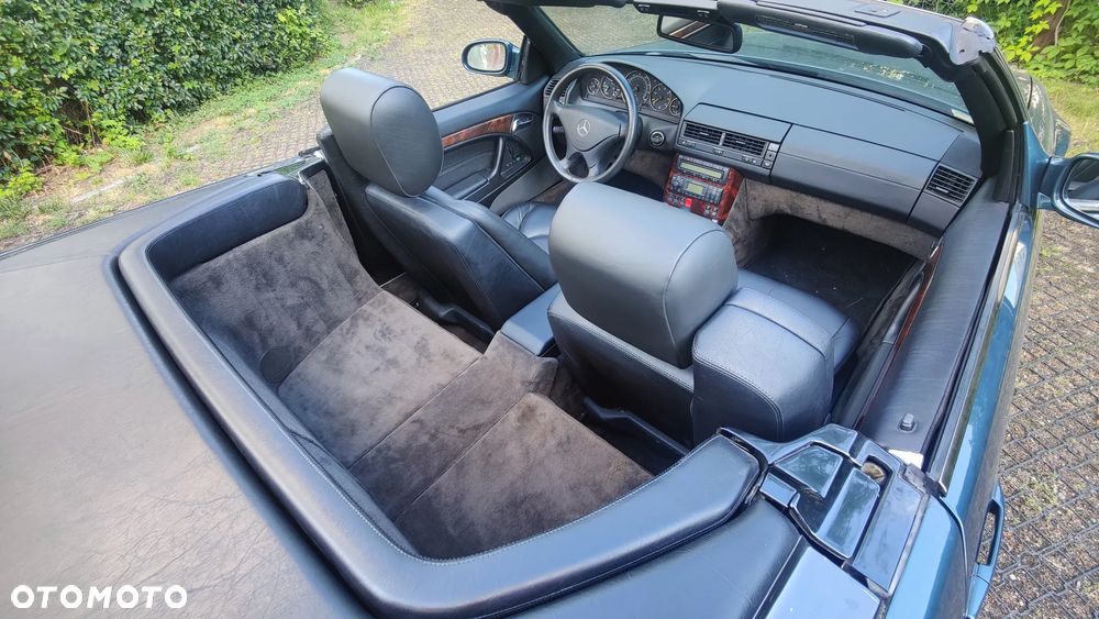 Mercedes-Benz SL - 15