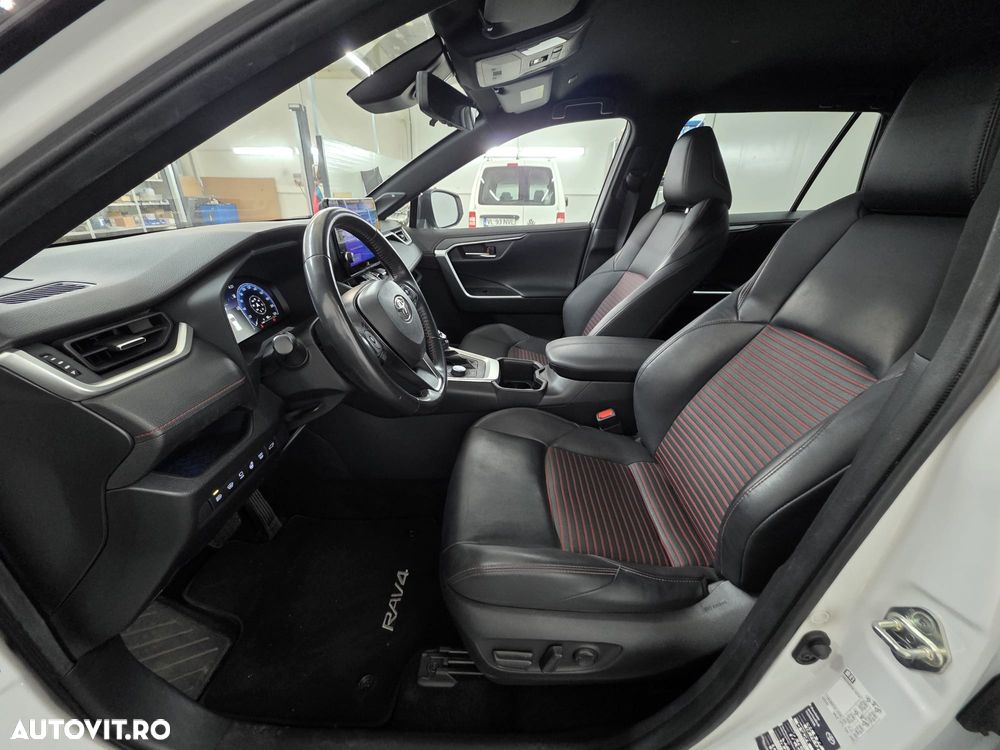 Toyota RAV4 2.5 PHEV VVT-iE 4x4 Style Bi-Tone - 13