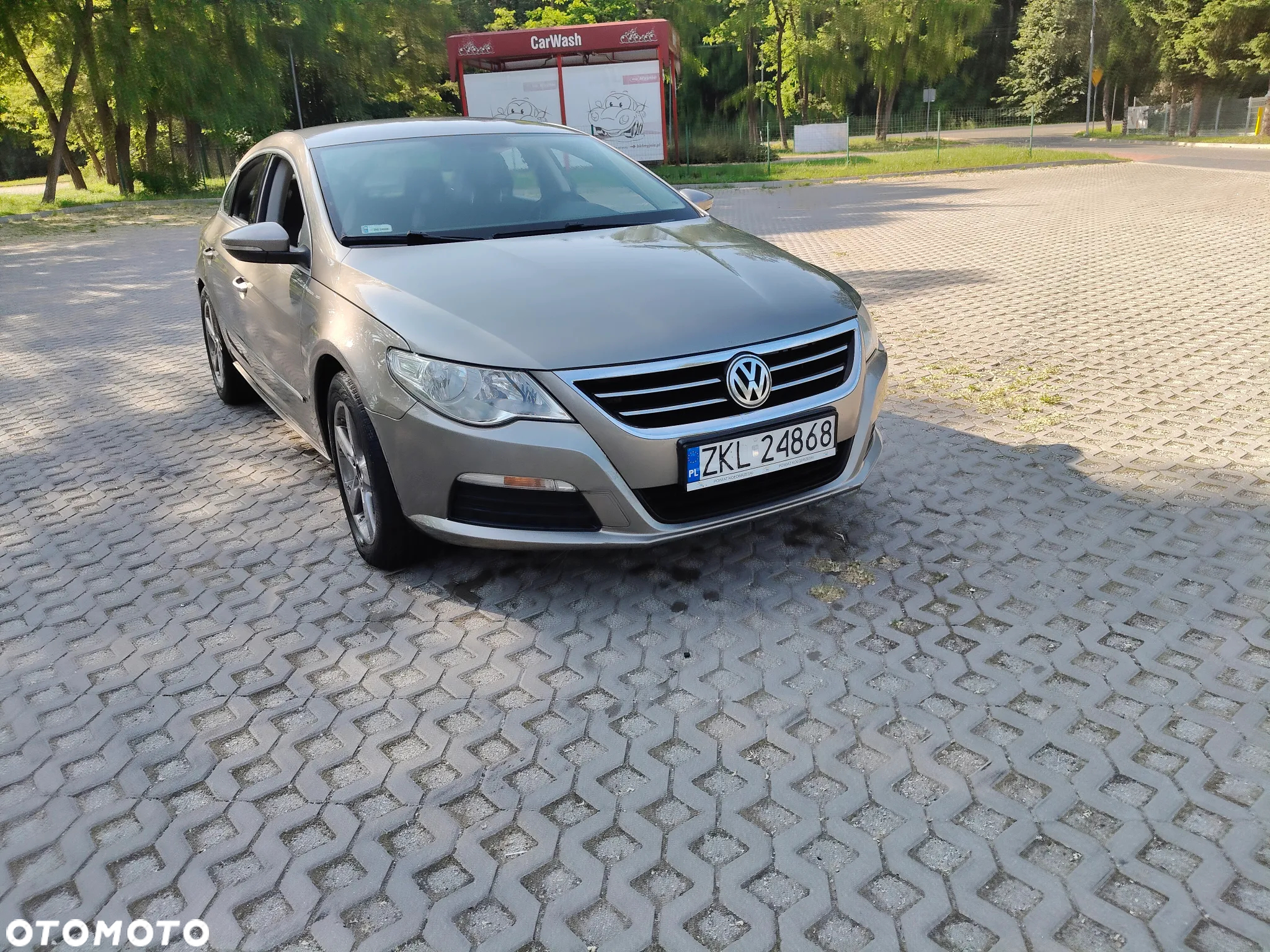Volkswagen Passat CC 2.0 TDI DPF - 2