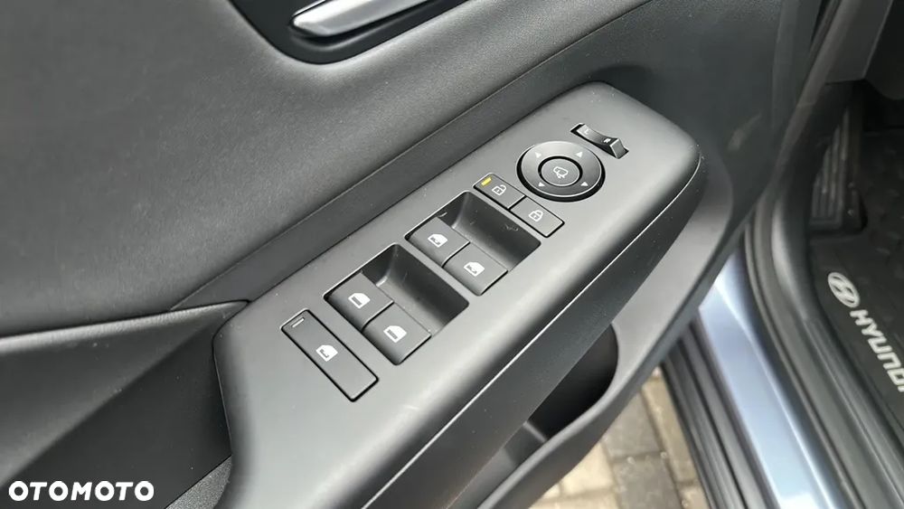 Hyundai Kona - 8