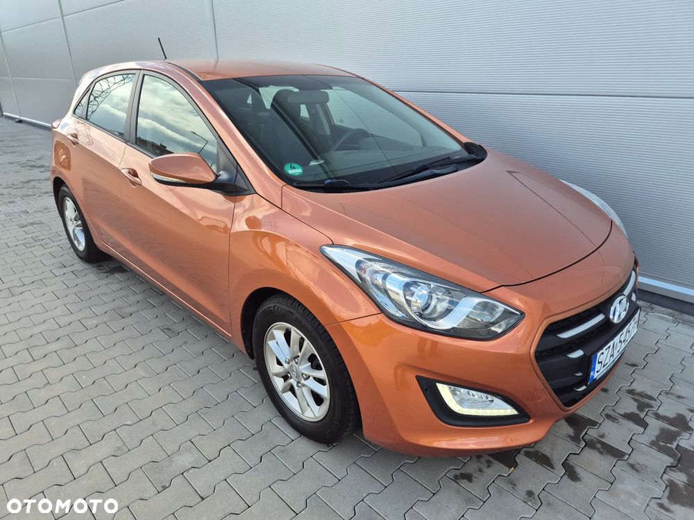 Hyundai i30 1.4 Passion - 21