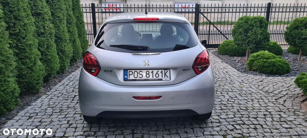 Peugeot 208 1.2 PureTech GPF Signature S&S EAT6 - 5