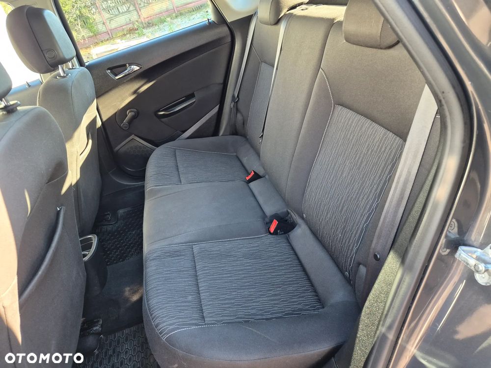 Opel Astra 1.4 T Cosmo - 14