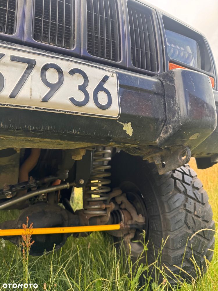 Jeep Cherokee ver-4-0-sport - 10