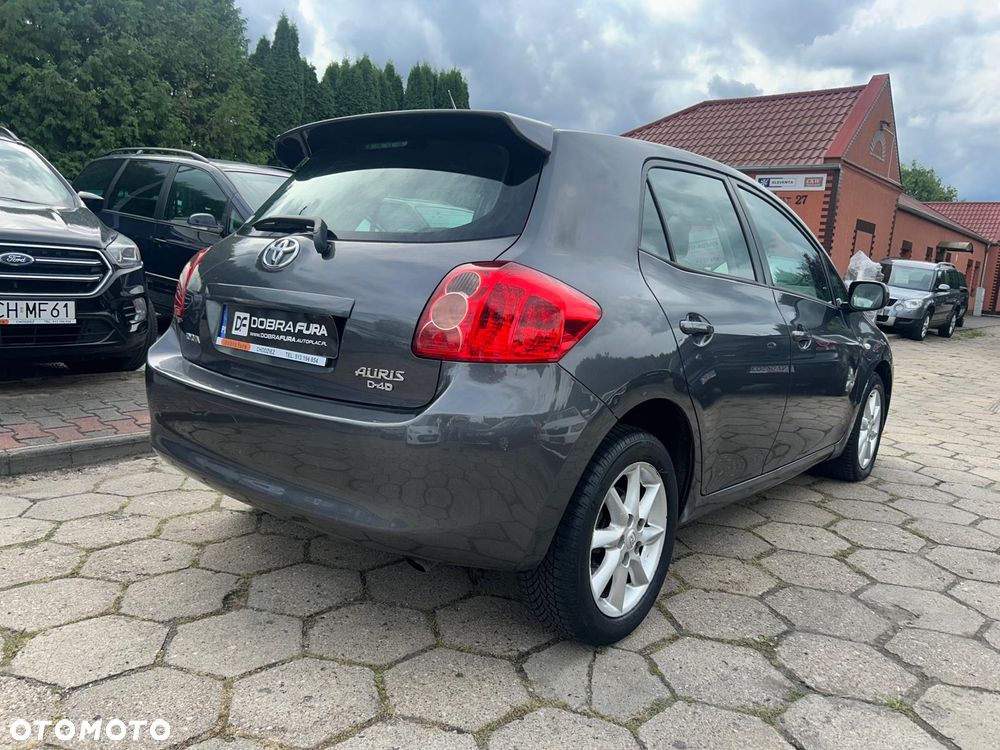 Toyota Auris 2.0 D-4D Executive - 33