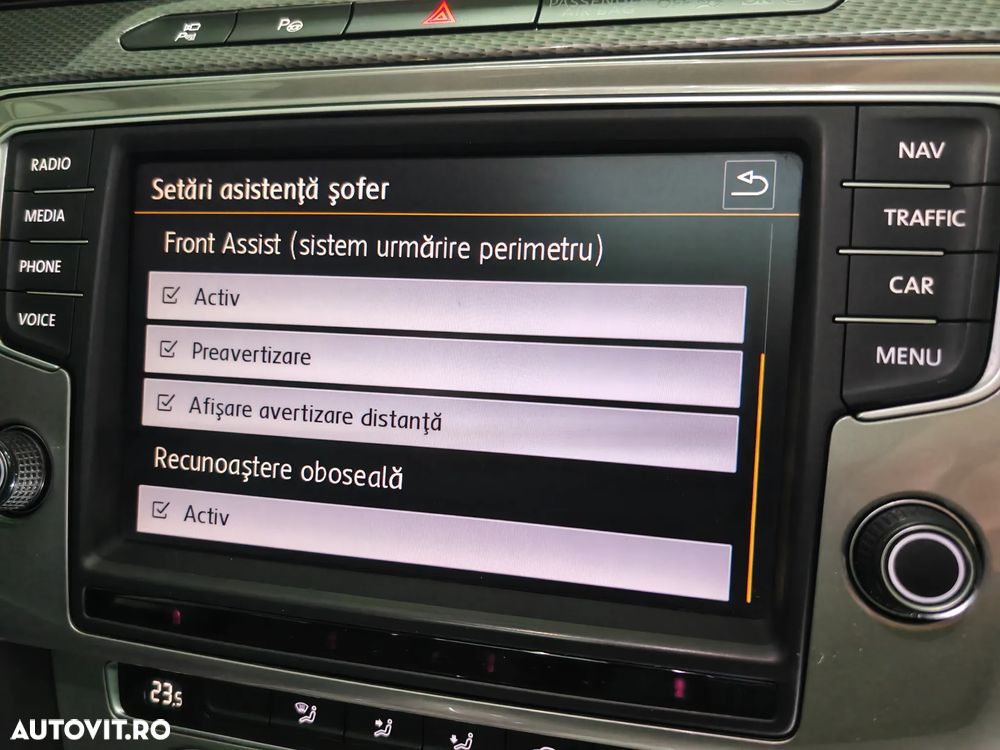 Volkswagen Passat Alltrack 2.0 TDI SCR 4Motion DSG (BMT) - 30