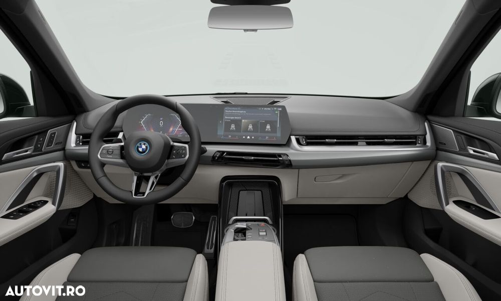 BMW iX1 xDrive30 M Sportpaket - 3