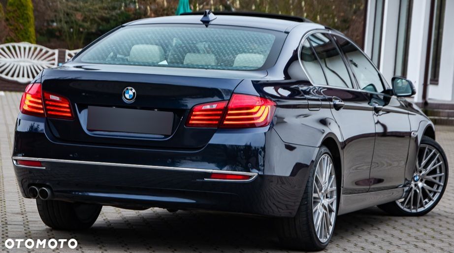 BMW Seria 5 520d Luxury Line - 11