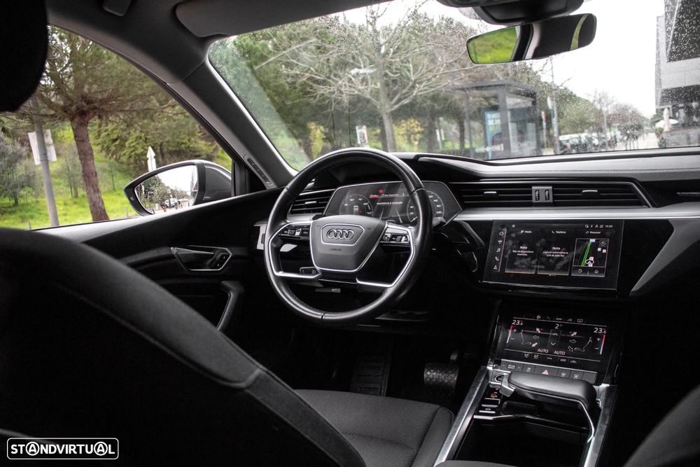 Audi Q8 e-Tron Sportback 55 quattro advanced - 31