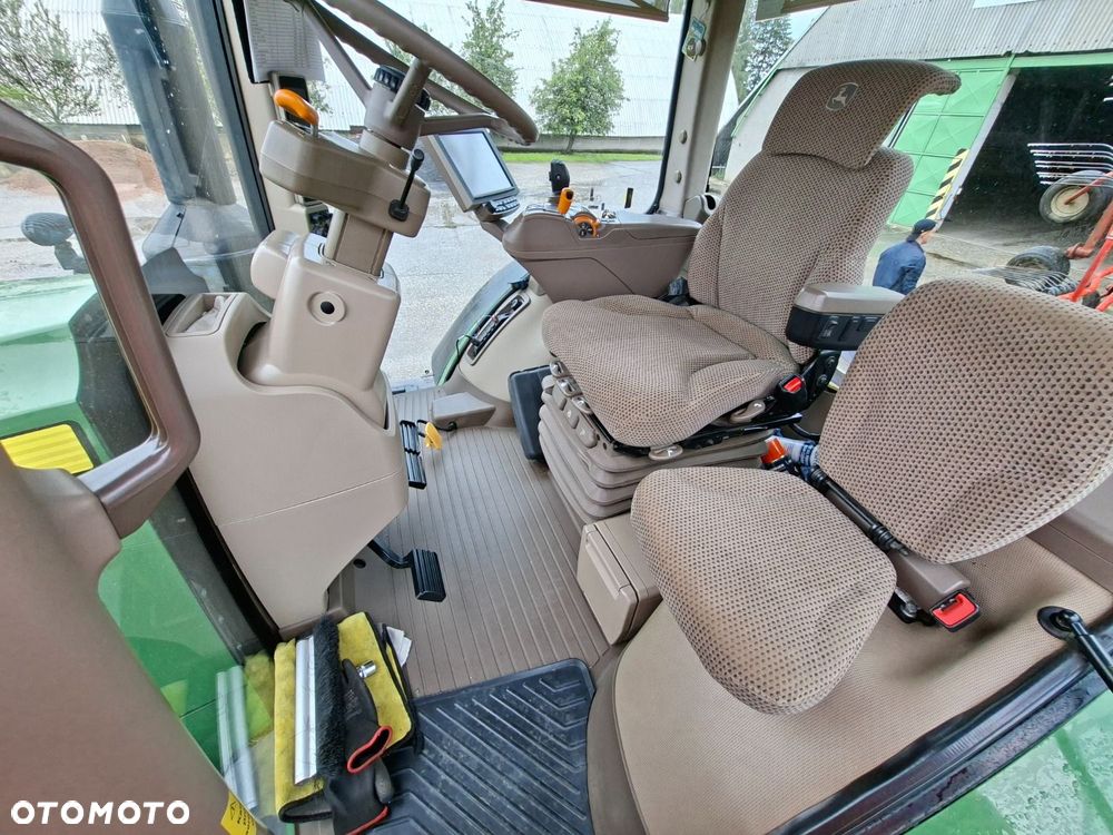 John Deere 7270R 4X4 - 12